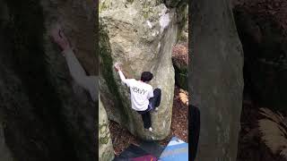 Video thumbnail: Logarithme, 8a (sit). Fontainebleau