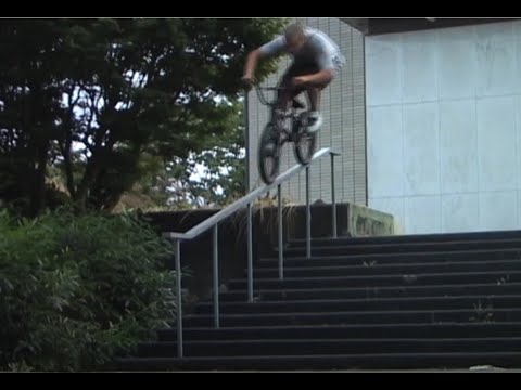 Mike Hoder // Facad Video // 2006