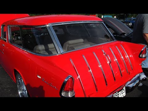 '55 Nomad at the car show