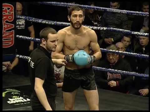 Бои Осьминог 12-2016 67кг Муай-тай Артем Аванесов против Дока Гурмаев