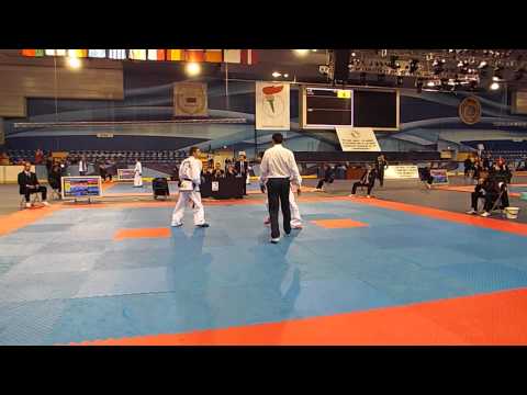 -57kg Adult Male Sparring. Christopher McGilvary (Scotland) v Thomas Harris (Wales)