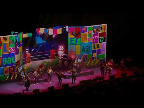 Efecto Pasillo & La Pegatina - Ahípamí (Concierto Por Ellas Cadena 100)