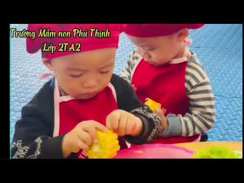 HOẠT ĐỘNG  “BÉ TÁCH HẠT NGÔ” LỚP 2 TUỔI A2