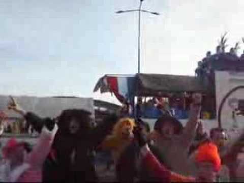 Niemand wint van Best Vooruit