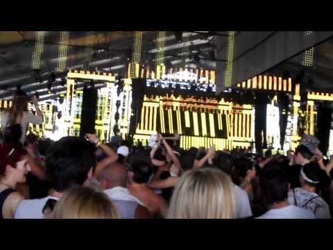 Chuckie - "Hello" with "Kernkraft 400" at Coachella Saturday April 16th, 2011