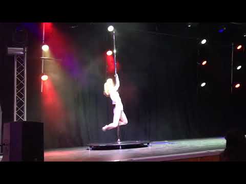 University Pole Stars 2019 1st place Beginner UoB - Isabelle Ingledew