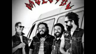 Molotov chinga tu madre (sin sencuras)