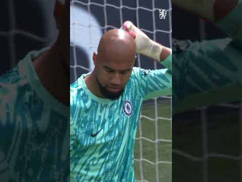 Unbelievable save from SANCHEZ😳