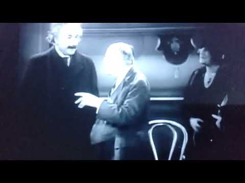 Albert Einstein  spricht Deutsch - Seltene Filmaufnahme 1921s