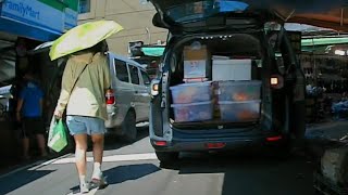 市場收攤我最大！！違停擋道無所謂，欠檢舉！