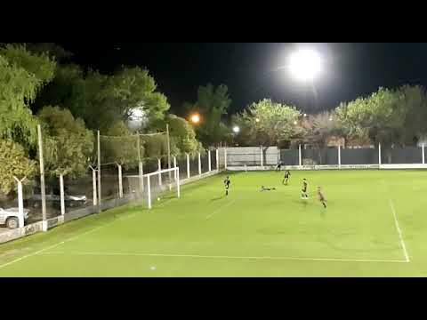 Gol de Lauty contra Sarmiento de Humboldt.