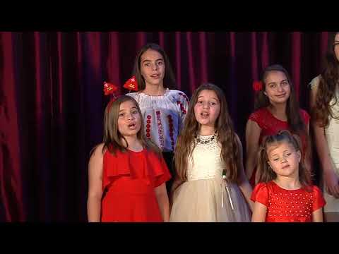 Tg Bujor   GRUP VOCAL ARTI   HAPPY NEW YEAR