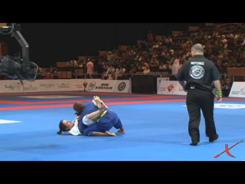 MUNDIAL ABU DHABI 2013 - Rhonda Hartzenberg x Bench Oxana by X-COMBAT