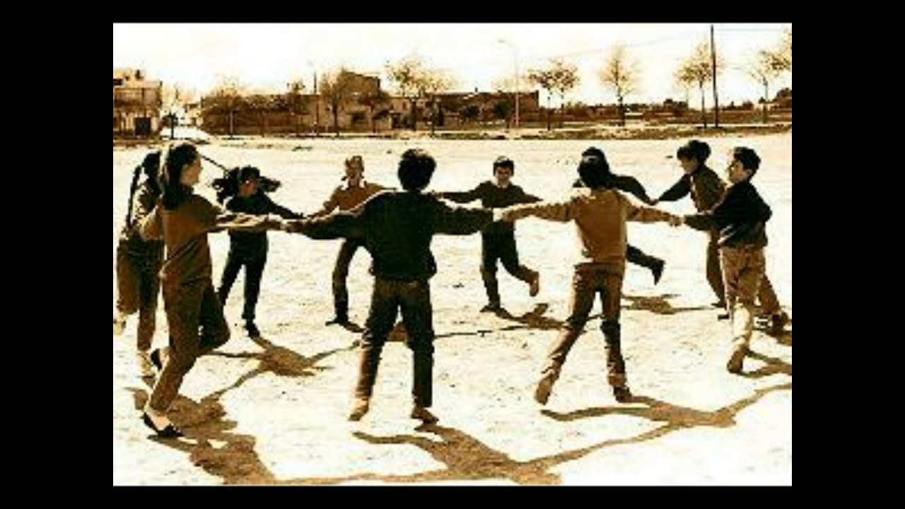 Federico Froebel por Estudio Naranja