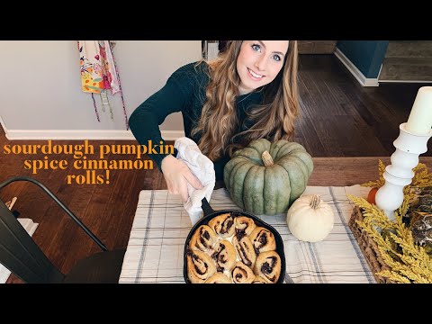 Pumpkin Spice Cinnamon Rolls with Pumpkin Cream Cheese Frosting