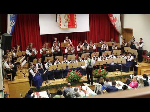 MK Pfunders - Rot-Gold Polka