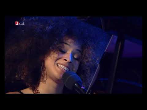 WDR Big Band und äKandace Springs - Sush Life - Ledverkusener Jazztage 2018