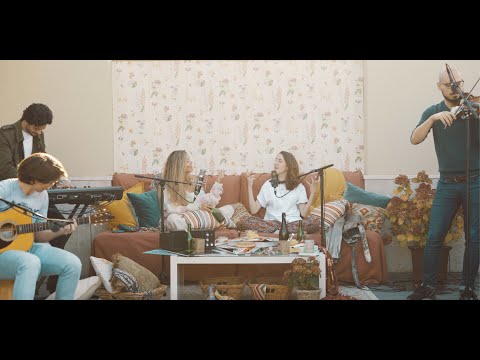 Sofia Ellar & Ainoa Buitrago - Segundas Partes entre Suicidas (En Directo) Sesiones de aperitivo