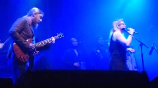 Tedeschi Trucks Band 2016-03-24 Bird On A Wire at Byron Bay Bluesfest