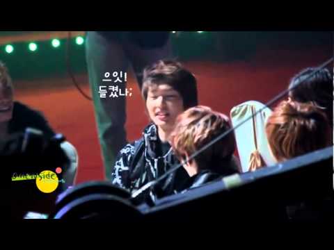 FANCAM 100203 SHINee Excited Onew   Eye Contact @ Seoul Music Awards