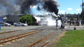 preview picture of video 'Napier Steam train 2012'
