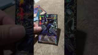 He used ✂️ to cut open the pack and ruined this $10K card