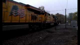 preview picture of video 'Norfolk Southern double stack passes Delaplane, VA'