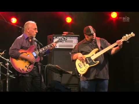 Larry Carlton - West Coast - Estival Jazz Lugano (2011)