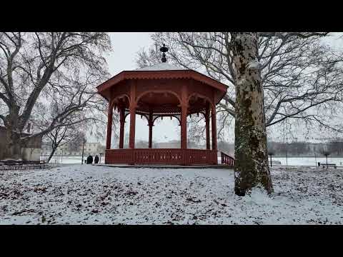 4K Winter Walk in Győr - Daytime Snowfall on Hungarian Streets ❄️