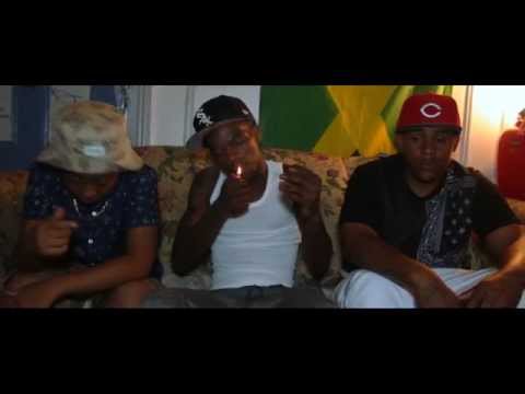 Breezavell - Hot Nigga(Official Freestyle Vid) (Dir. By Kapomob Films)