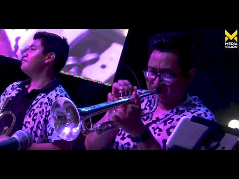 COMO AGUA EN LAS MANOS JJ RUIZ