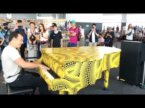 Boogie Woogie at Tokyo Metropolitan Government Building