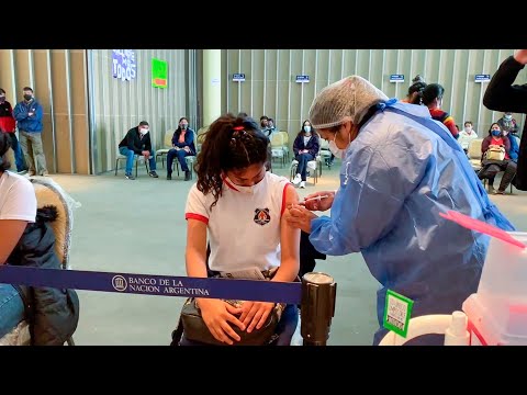 Comenzó la vacunación para adolescentes sin comorbilidades en Salta