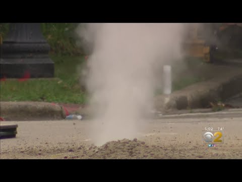 download lagu mp3 mp4 Gas Leak Chicago, download lagu Gas Leak Chicago gratis, unduh video klip Gas Leak Chicago