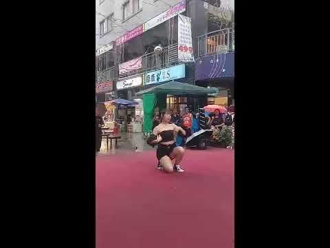 180818 DAZZLING臺中一中街公演-APINK  I 'SO SICK