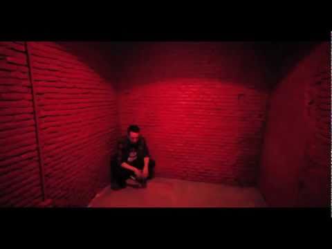 MENTENGUERRA.- Por dentro (Videoclip by Hugo Cos)