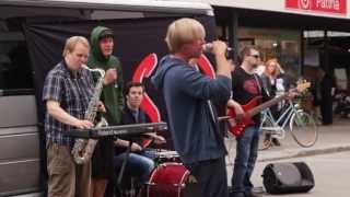 Yläkaupungin Yö 2013 - Grannies Smoking Pipesin Aggregaattisoittokunta