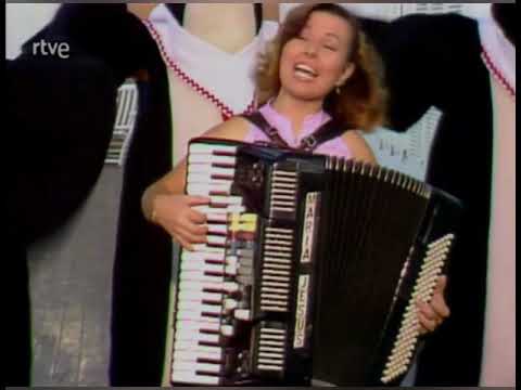 MARÍA JESÚS Y SU ACORDEÓN  - EL BAILE DE LOS PAJARITOS (Programa SABADABADA Resumen año 1981) TVE