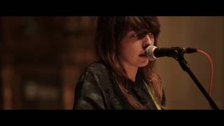 Il videoclip ufficiale di “ONE HOUR” di TiES, brano presentato in chiave live.