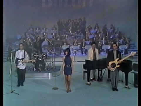 Matia Bazar - Ti sento / I feel you live a Europa Europa con Orchestra della RAI - 1988