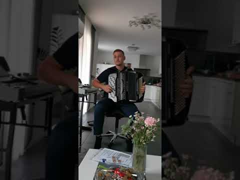 Omer beze Lejs Karic