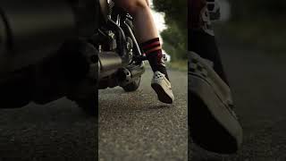 Download lagu “Kecantikan Berpadu Kekuatan — Wanita Seksi di Harley-Davidson” #harleydavidson #berkendara #bike... mp3