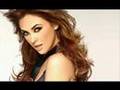NIÑA Y MUJER - Aracely Arambula. 