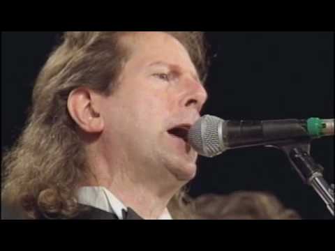 The Byrds Perform "Mr. Tambourine Man" at the 1991 Inductions