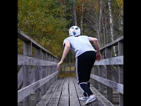 Football Freestyle with Mr. Vlo - That bridge though...@vlofreestyle