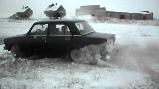 Деревенский дрифт.AVI