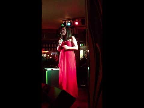 Female classical wedding singer for hire. Suffolk, Essex & South East