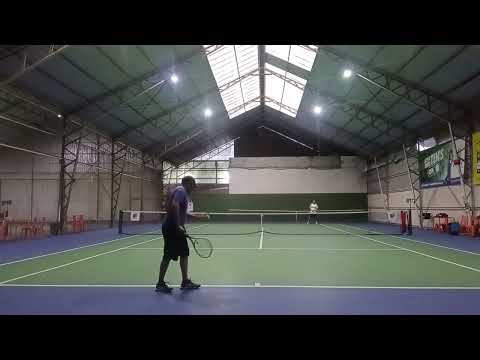 Tenis en Puerto Varas. 01/05/2023