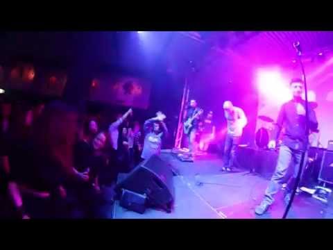 Grimus feat. George Gâdei (Travka) - Priveste-ma @ Colectiv