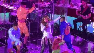 Lo que una chica por amor es capaz -Gloria Trevi -Palenque Fiestas de Octubre